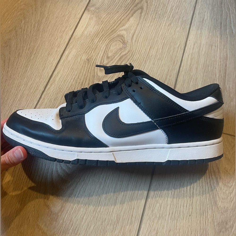 Nike Black and White Athletic Shoes
